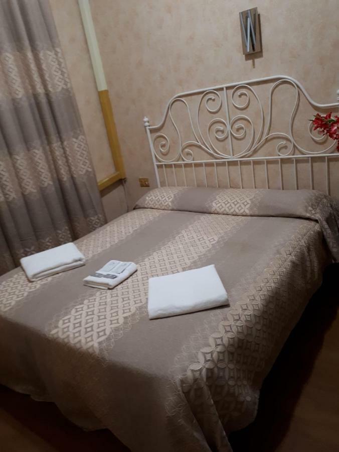 Botel Inn Rome Luaran gambar