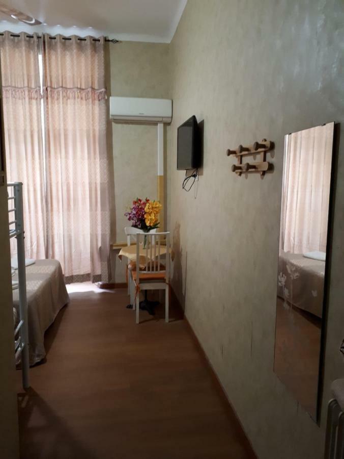 Botel Inn Rome Luaran gambar